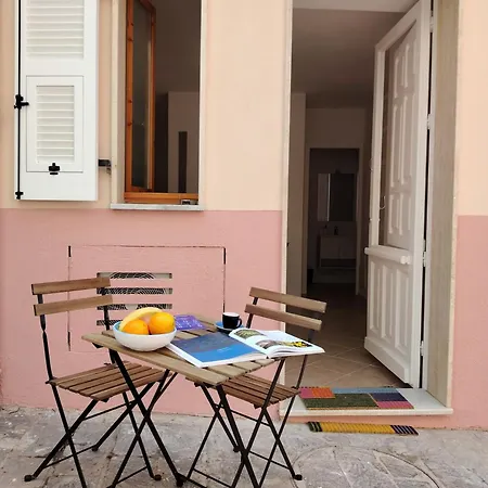 Casa Polixeni - Da E Nonne